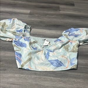 Floral Puff Sleeve Crop Top‎